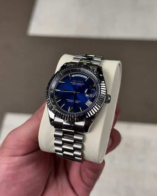 MONARCH BLUE ROMAN