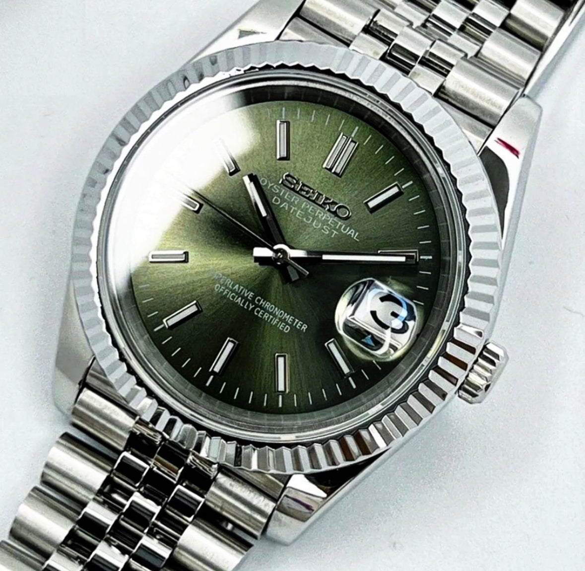 OLIVE GREEN